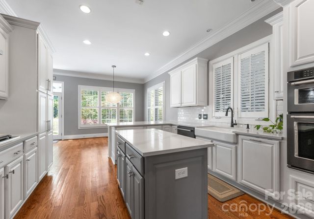 4536 Rustling Woods Drive, Denver, NC 28037