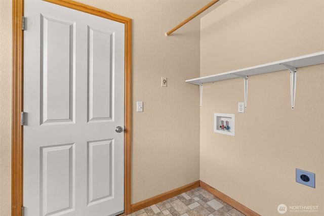 2905 Campus Prairie Loop NE, Lacey, WA 98516