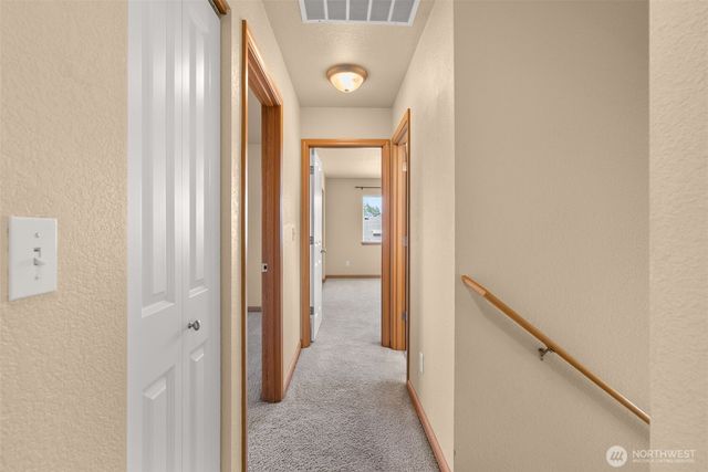 2905 Campus Prairie Loop NE, Lacey, WA 98516