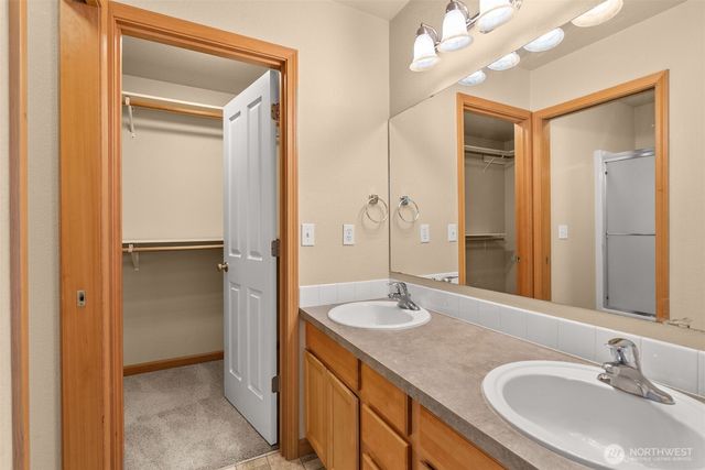 2905 Campus Prairie Loop NE, Lacey, WA 98516