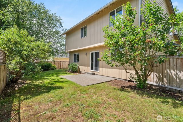 2905 Campus Prairie Loop NE, Lacey, WA 98516
