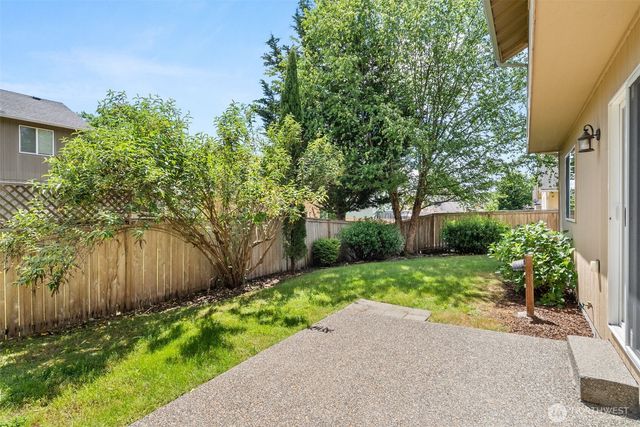 2905 Campus Prairie Loop NE, Lacey, WA 98516