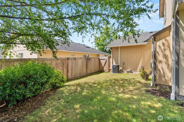 2905 Campus Prairie Loop NE, Lacey, WA 98516