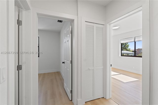 31 W 64th St, Hialeah, FL 33012