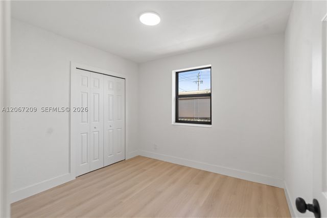 31 W 64th St, Hialeah, FL 33012