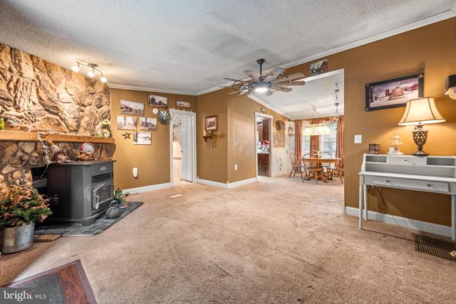 212 KAREN DR, Williamstown, NJ 08094