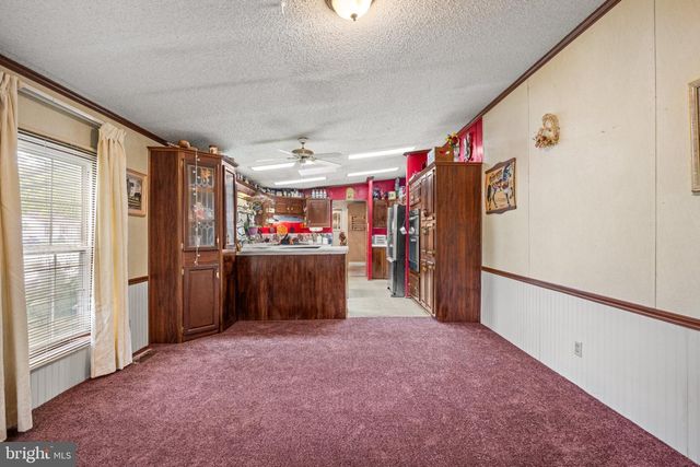 212 KAREN DR, Williamstown, NJ 08094