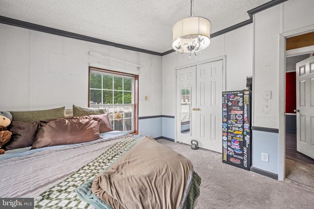 212 KAREN DR, Williamstown, NJ 08094