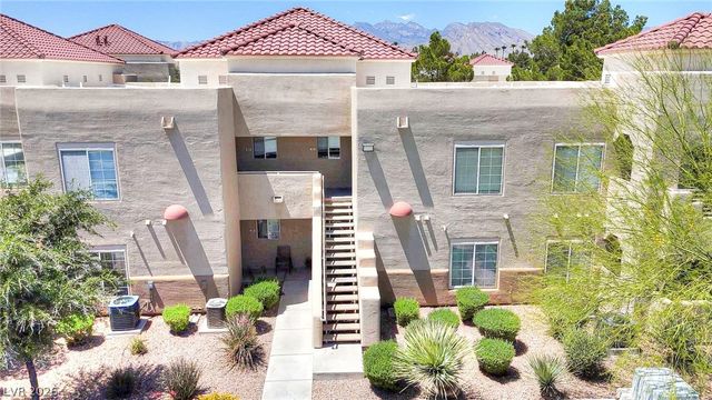 1909 Desert Falls Court 105, Las Vegas, NV 89128