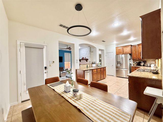 2754 Ridge View Road, Frisco, TX 75034