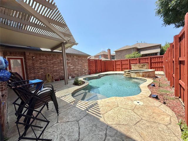 2754 Ridge View Road, Frisco, TX 75034