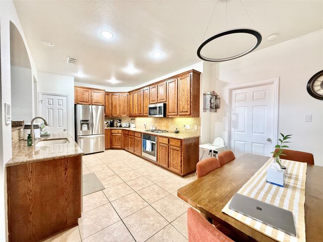 2754 Ridge View Road, Frisco, TX 75034
