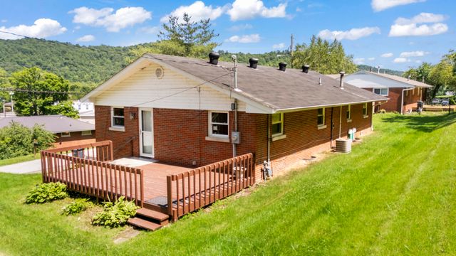 725 W Sun Street, Morehead, KY 40351