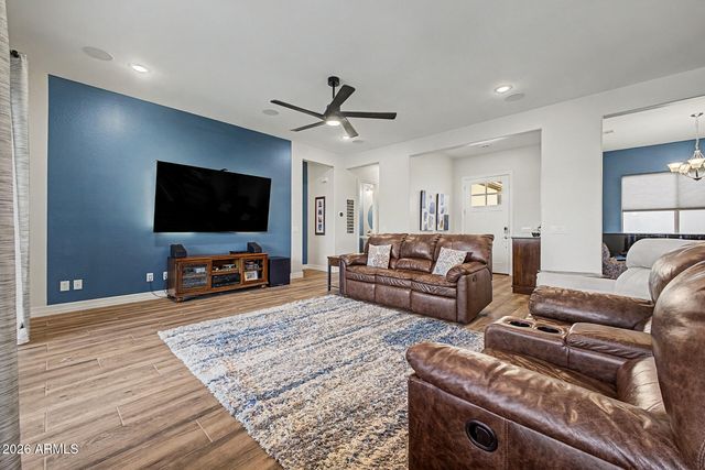 18538 W THUNDERHILL Place, Goodyear, AZ 85338