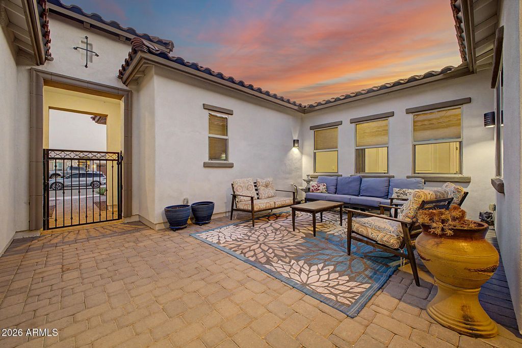 18538 W THUNDERHILL Place, Goodyear, AZ 85338 — photo 4
