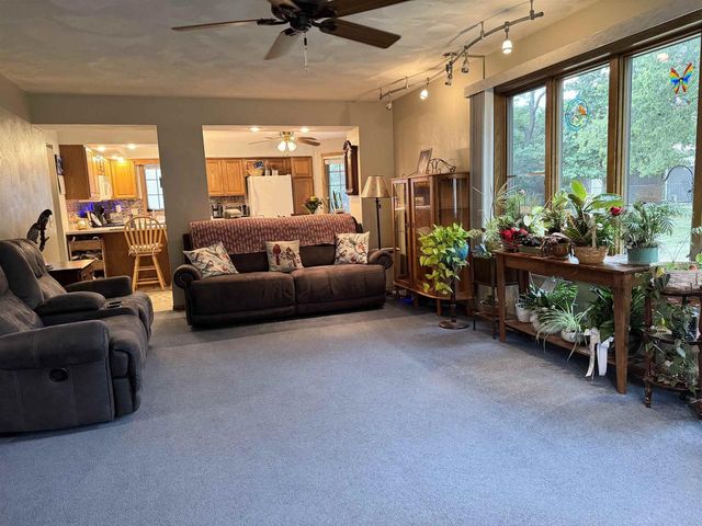 642 E Waterford Drive, Beloit, WI 53511