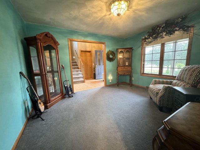 642 E Waterford Drive, Beloit, WI 53511