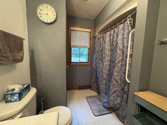 642 E Waterford Drive, Beloit, WI 53511