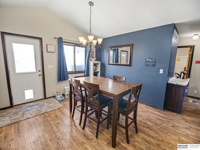 1919 SW 27th Street, Lincoln, NE 68522