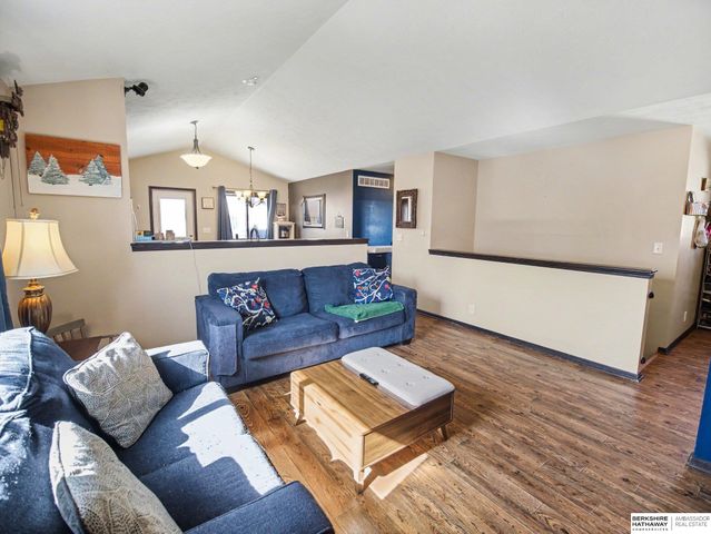 1919 SW 27th Street, Lincoln, NE 68522