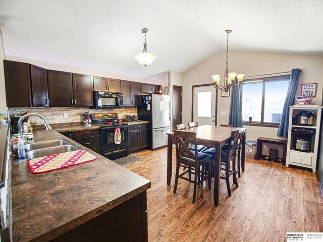 1919 SW 27th Street, Lincoln, NE 68522