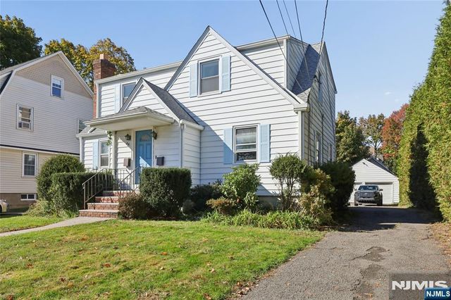 86 N Walnut Street, Ridgewood, NJ 07450