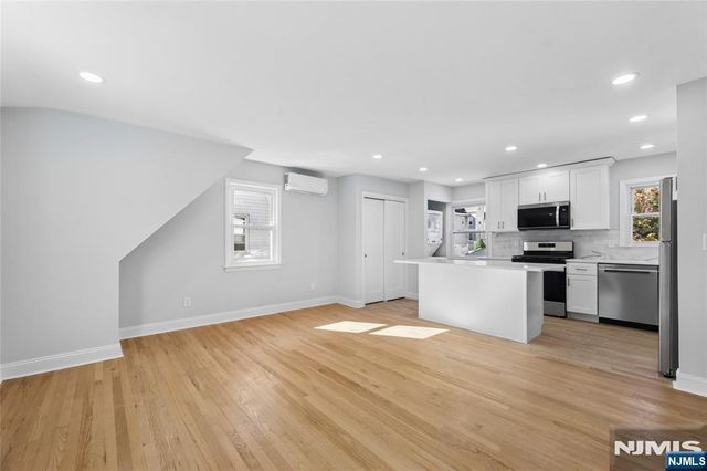 86 N Walnut Street, Ridgewood, NJ 07450