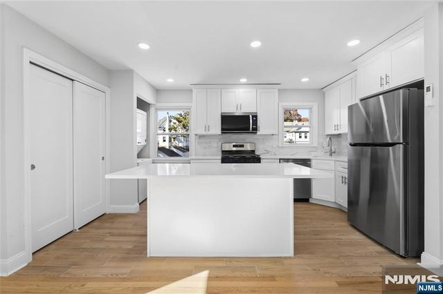 86 N Walnut Street, Ridgewood, NJ 07450
