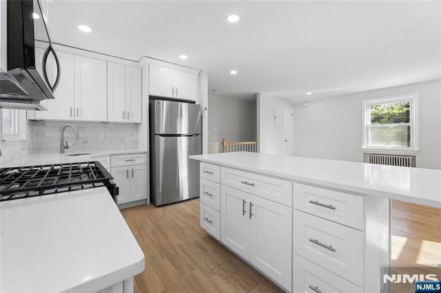 86 N Walnut Street, Ridgewood, NJ 07450