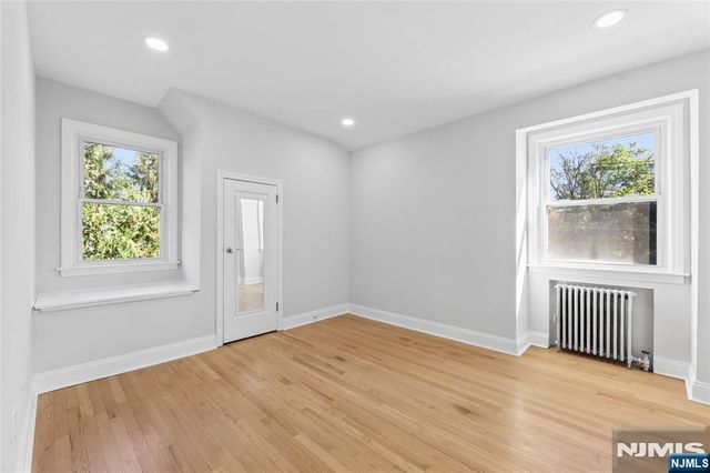 86 N Walnut Street, Ridgewood, NJ 07450