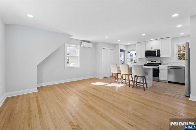 86 N Walnut Street, Ridgewood, NJ 07450