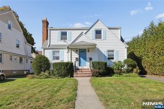86 N Walnut Street, Ridgewood, NJ 07450