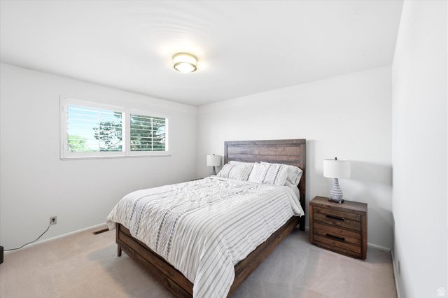 2336 CAVALIER DR, Cottonwood Heights, UT 84121