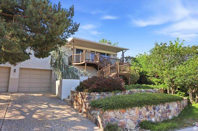2336 CAVALIER DR, Cottonwood Heights, UT 84121