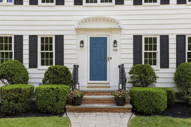128 Watson Rd, Belmont, MA 02478