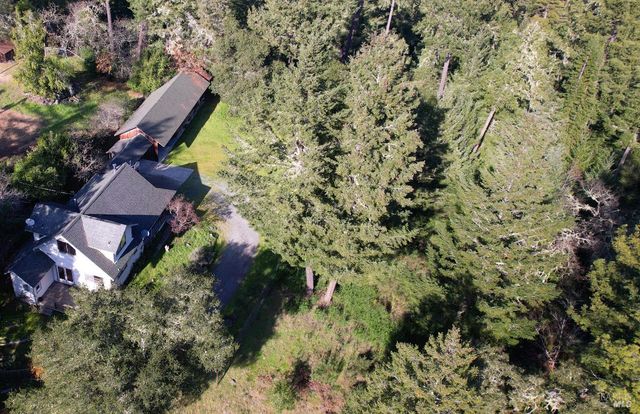 480 Pearl St, Cazadero, CA 95421