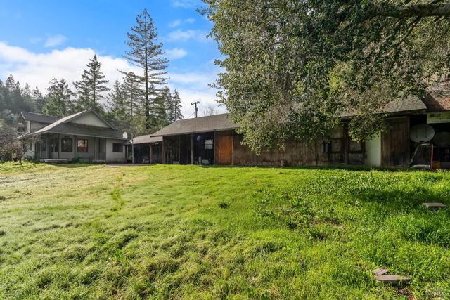 480 Pearl St, Cazadero, CA 95421