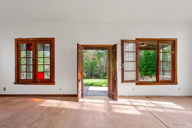 480 Pearl St, Cazadero, CA 95421