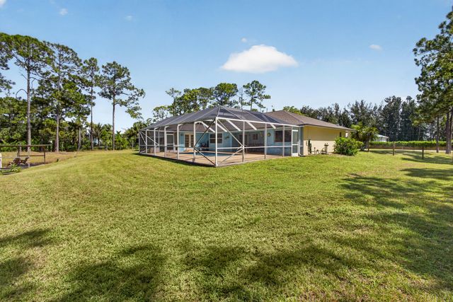 17101 60th Lane N, Loxahatchee, FL 33470