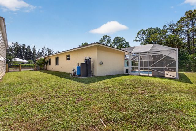 17101 60th Lane N, Loxahatchee, FL 33470
