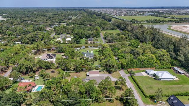 17101 60th Lane N, Loxahatchee, FL 33470