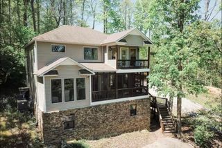 27 CR 357 RD, Iuka, MS 38852