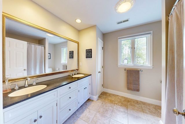 15 Loeffler Ln, Medfield, MA 02052
