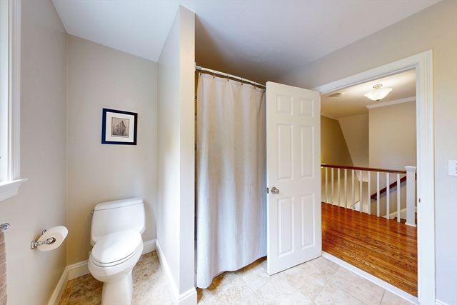 15 Loeffler Ln, Medfield, MA 02052