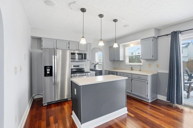 1756 Damos Way, Marysville, OH 43040