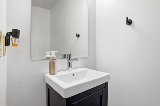 1756 Damos Way, Marysville, OH 43040