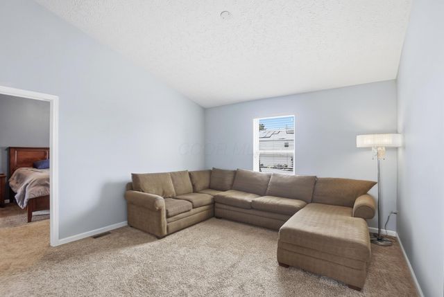 1756 Damos Way, Marysville, OH 43040