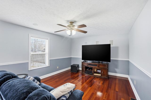 1756 Damos Way, Marysville, OH 43040