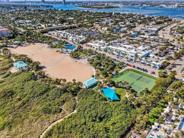2800 N Ocean Drive B - 6d, Singer Island, FL 33404
