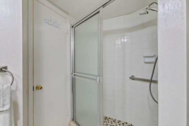 2800 N Ocean Drive B - 6d, Singer Island, FL 33404